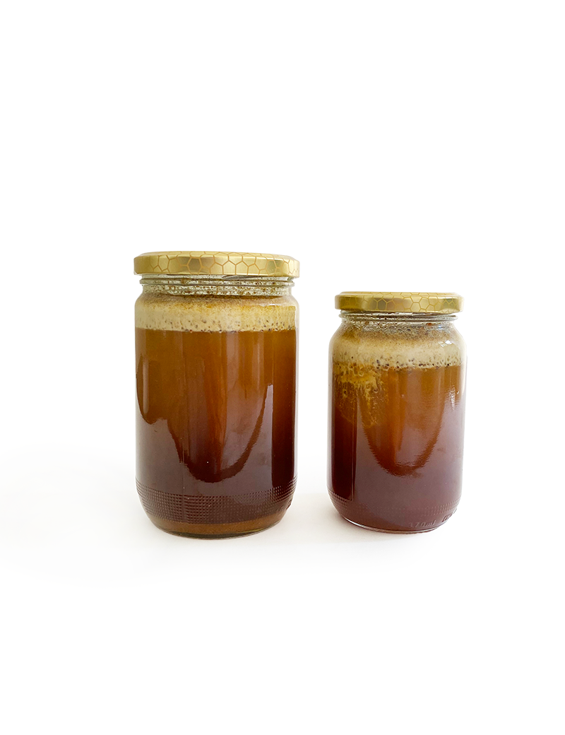 Two jars of Royal Honey Blend in different sizes.