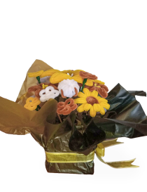 Custom handmade velvet flower decor gift delivered inside Syria